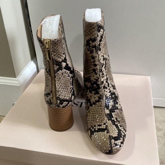 Justfab McKayla Cylinder Heeled Booties - Picture 6 of 8